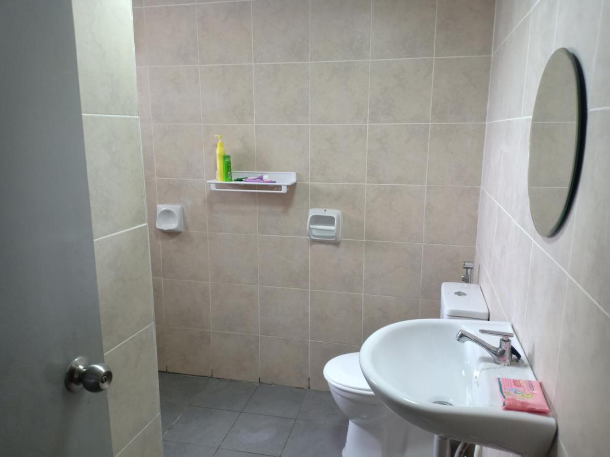 Dg Homestaymuslim Putrajaya - Near Alamanda Exteriör bild